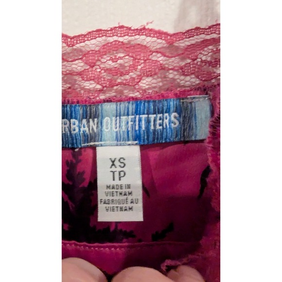 Urban Outfitters Floral Lace Trim Slip Dress Pink XS Spaghetti Strap Mini - Picture 4 of 8